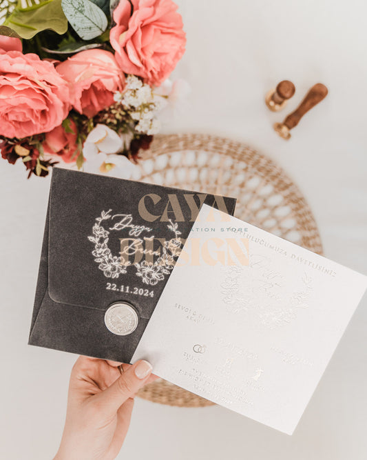 Faire-part de mariage carré en velours gris