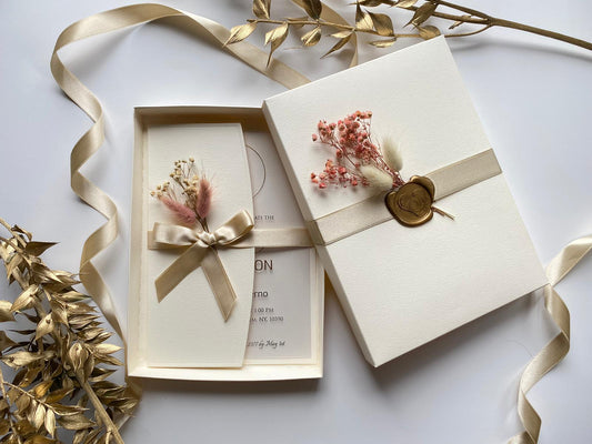 Off-white Paper Wedding Box